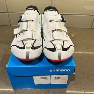 Shimano White and Black Cycling Shoes with Red Highlights